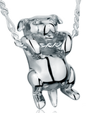 Chiot qui remue la queue